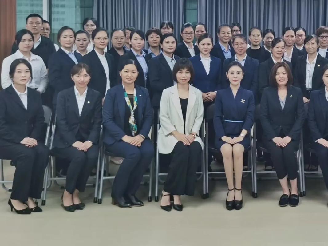 保險行業《商務禮儀》培訓 從產品到服務，從服務到禮儀服務的演進路徑